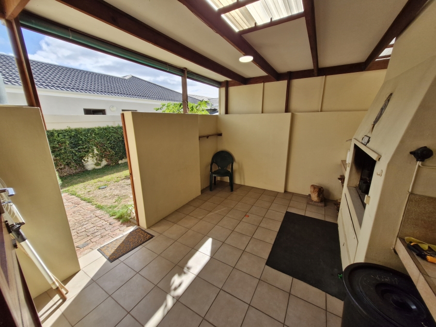 3 Bedroom Property for Sale in Stilbaai Wes Western Cape